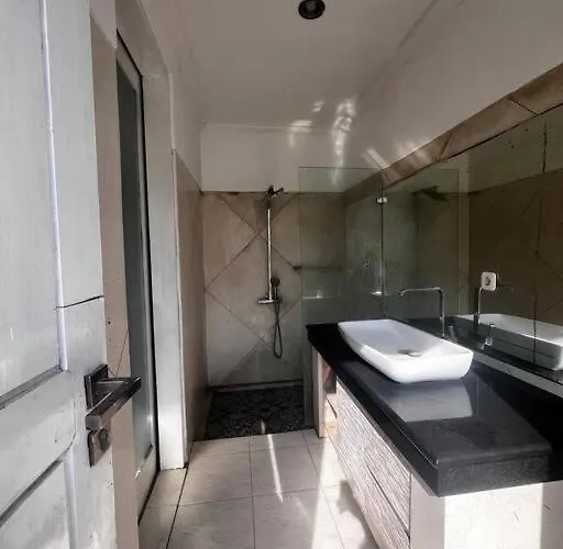3 Bedroom Near The Sea With Private Pool In ヴィラ チャングー