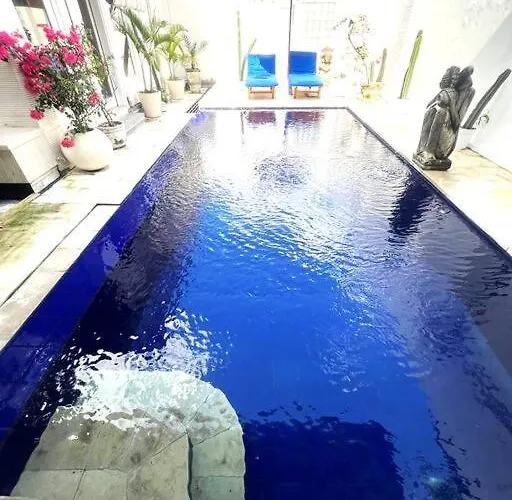 3 Bedroom Near The Sea With Private Pool In ヴィラ