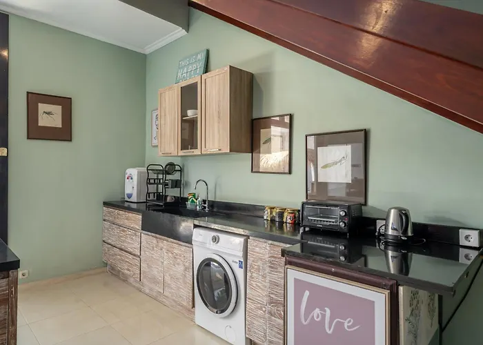 3 Bedroom Near The Sea With Private Pool In *